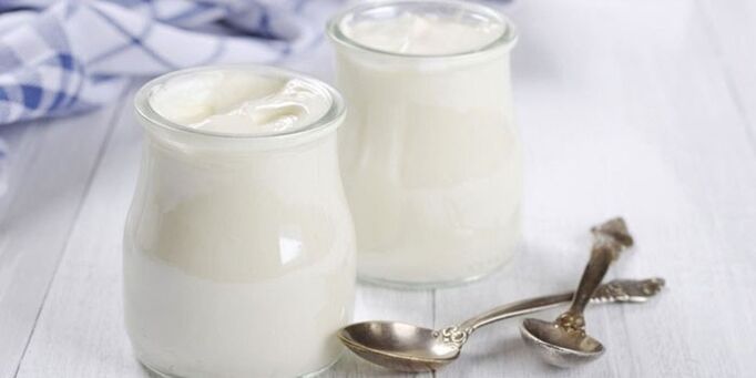 looduslik jogurt kehakaalu langetamiseks
